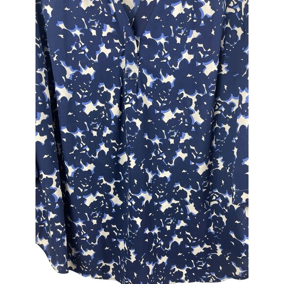 Talbots Plus 3X Blue Floral Print Blouse Split Neck 3/4 Sleeve Lightweight Top - Picture 4 of 14